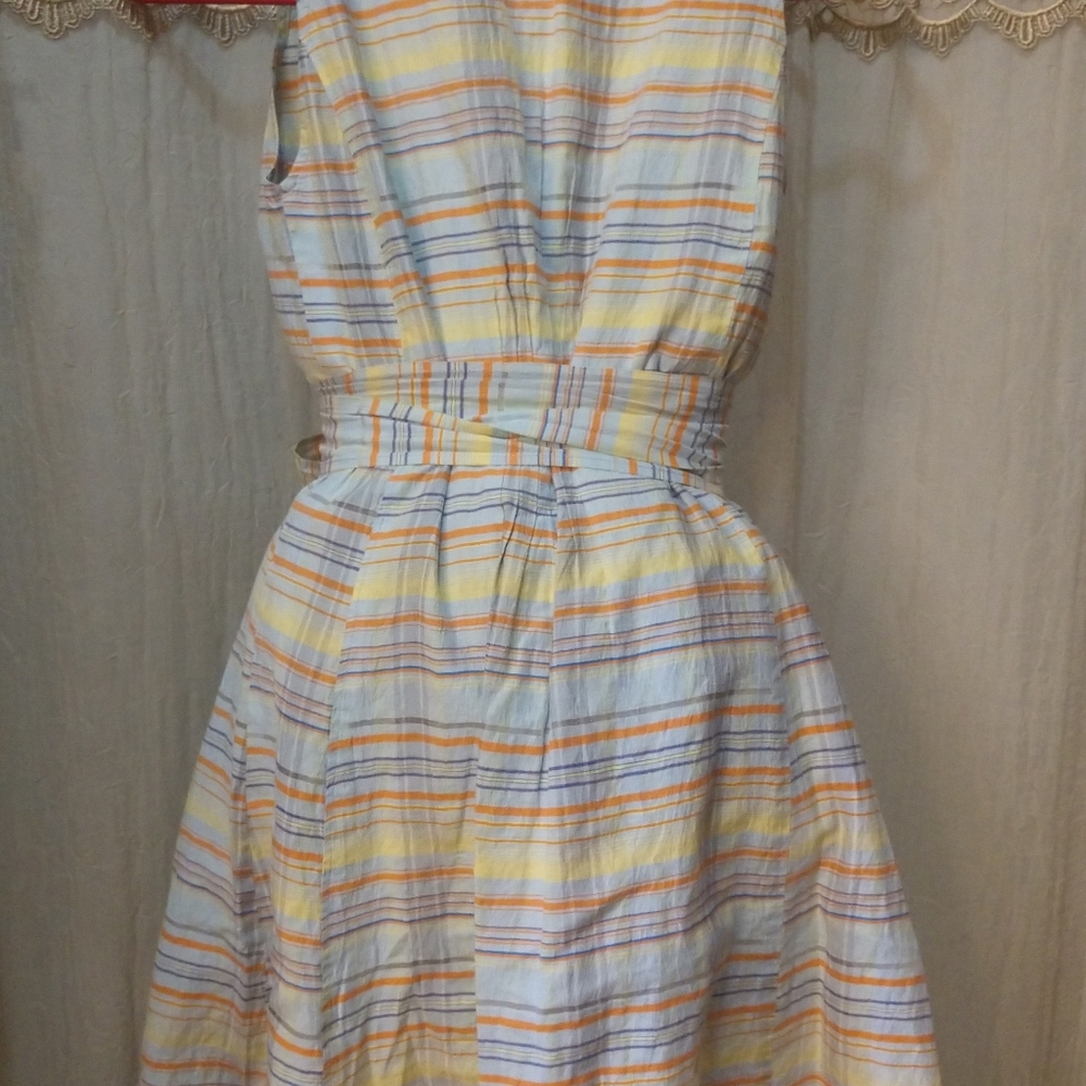 Dress - Picture 2 of 3